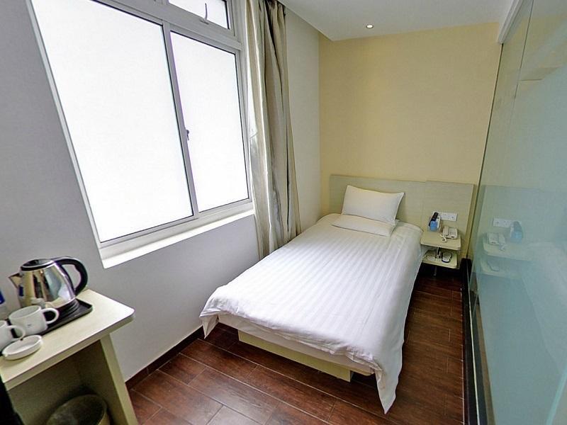 Hotel Hanting Zhizaoju Road